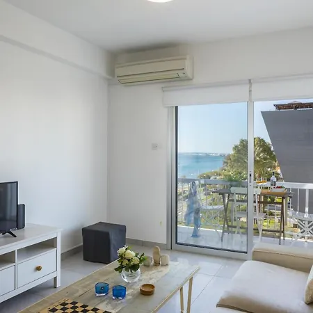 Olimpia Beach Apartment *