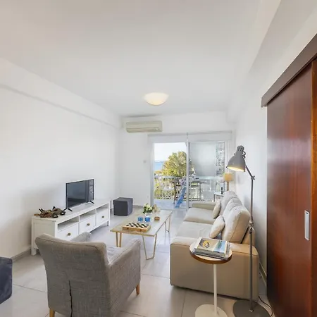 Olimpia Beach Apartment *